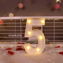 1 Peça Luz de Letra de LED, Cenário de Proposta Romântica Surpresa, Presente de Natal, Decoração Central, Adequado para Decoração de Aniversário/Casamento/Aniversário/Dia dos Namorados/Halloween/Natal/Ano Novo 2025, Presente de Aniversário e Feriado Perfeito para Família, Decoração de Quarto, Decoração de Festa, Branco (Baterias Não Incluídas)