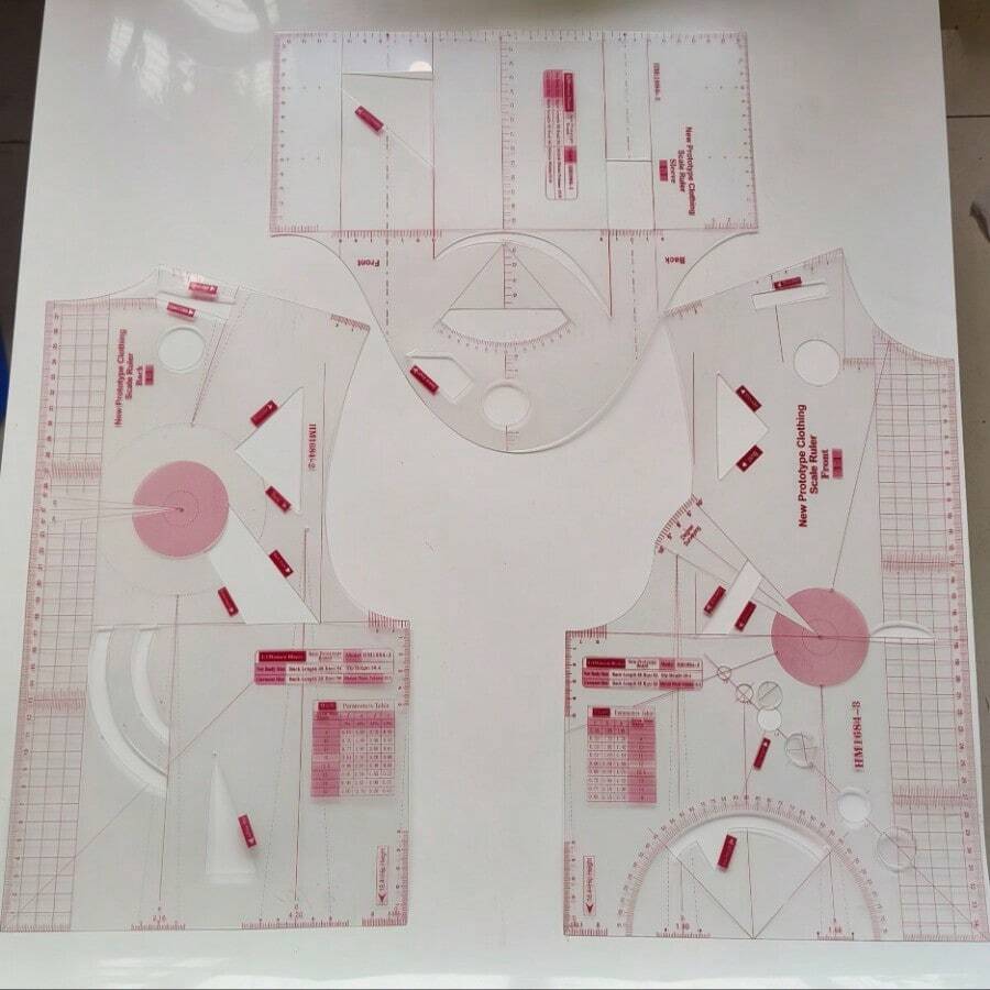 Conjunto de reglas de diseño de moda transparente de 3 piezas, plantilla de diseño de ropa con escala 1:1 y 1:3, para estudiantes de escuela para la elaboración de prototipos de prendas de vestir, reglas de dibujo de varios tamaños - 1 a 1 - Ver 1