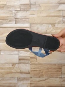 Sandalias azul cielo para mujer con diseño romano de tela elástica con punta redonda de moda y plantilla suave. Resistentes al deslizamiento y con banda elástica para un ajuste cómodo y un aspecto casual versátil de peso ligero recién llegado - Celeste - Ver 4