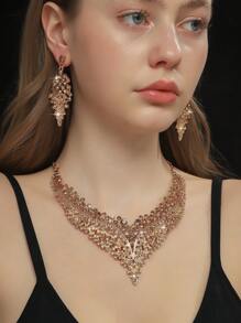 3pcs European And American Vintage Crystal Jewelry Set, Consisting Of Exaggerated Short Necklace And Earrings, Ideal For Evening Banquets, Court Style