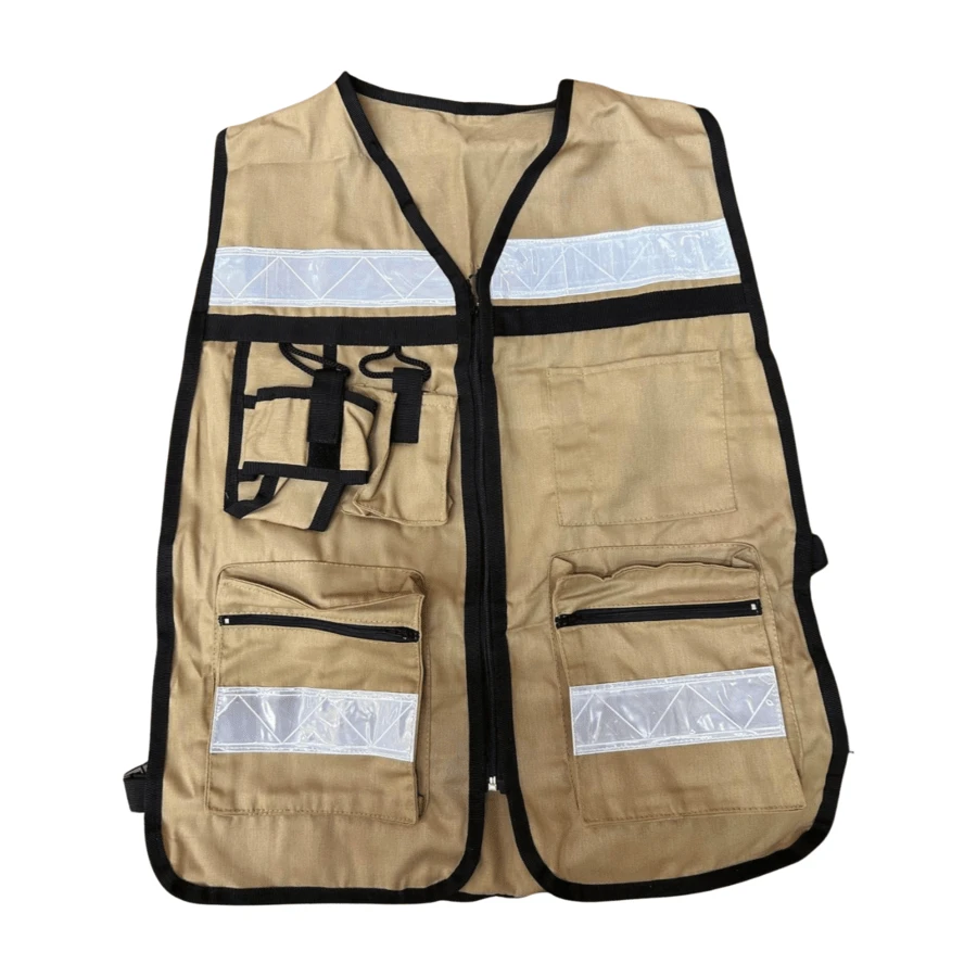 Chaleco de Seguridad Industrial Tipo Brigadista con Cinta Reflejante de Alta Visibilidad con Costados Abiertos para Ajustar a varias tallas. Disponible en 14 Colores. (Amarillo Fosforescente, Naranja, Negro, Azul Marino, Rojo, Vino, Azul Rey, Verde Manzana, Caqui, Verde Bandera, Gris, Rosa Mexicano, Rosa Claro, Amarillo Canario) - Caqui - Ver 1