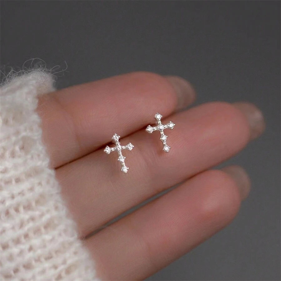 1 Stück modische 925 Sterling Silber & Kubikzirkonia zierliches Kreuz Ohrring Stud, hypoallergener Schmuck für Ostern/Festival/Geschenk/Alltagskleidung, Frauen