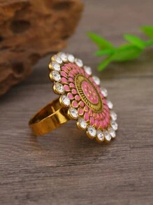 1 Stück Boho-Stil Blumen Ring aus lasergeschnittenem Metall mit Kristallen, geeignet für den täglichen Gebrauch von Frauen, Valentinstag