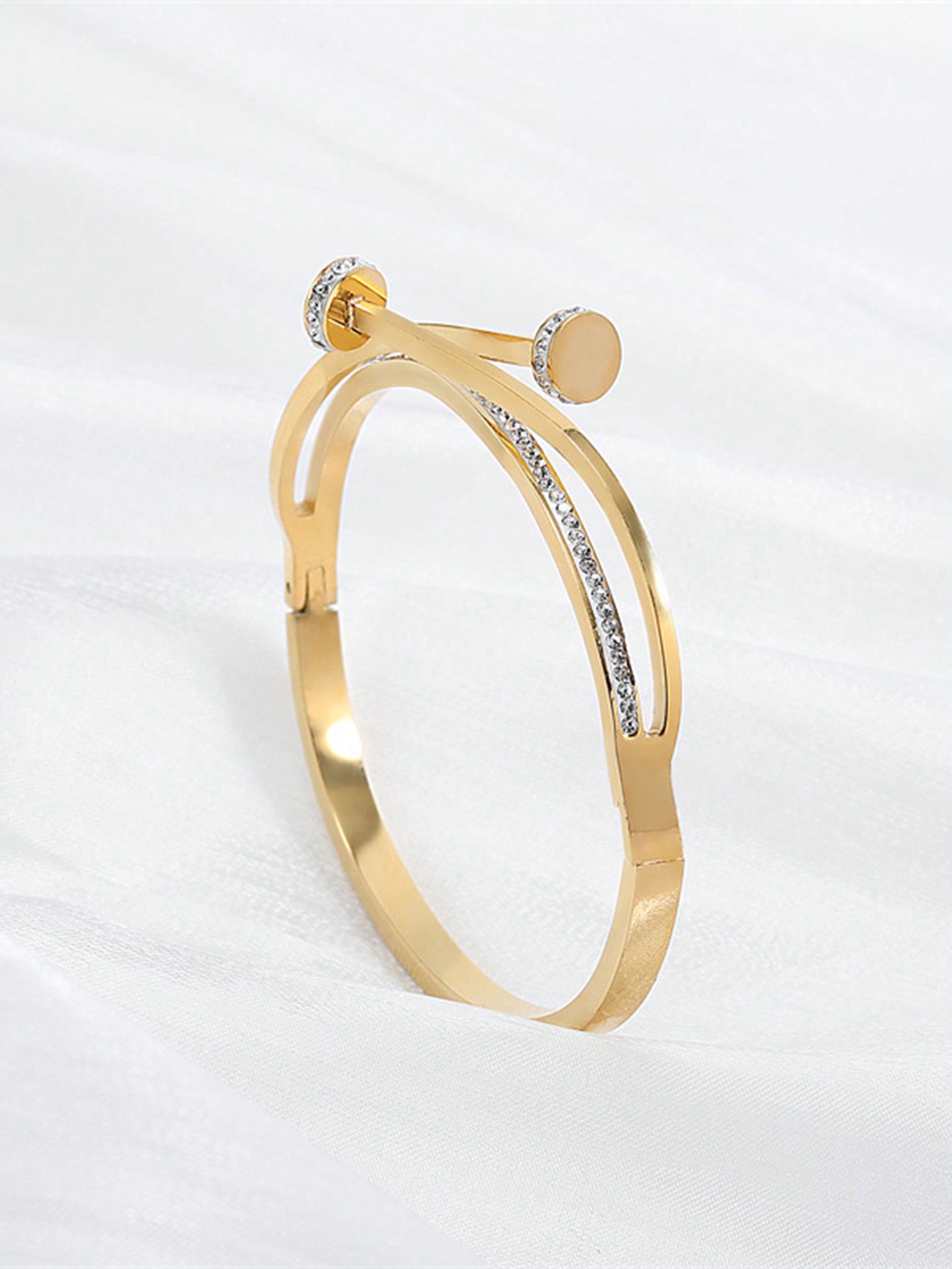 سوار سوار فرنسي فاخر ، فولاذي عصري مرصع بالراينستو...