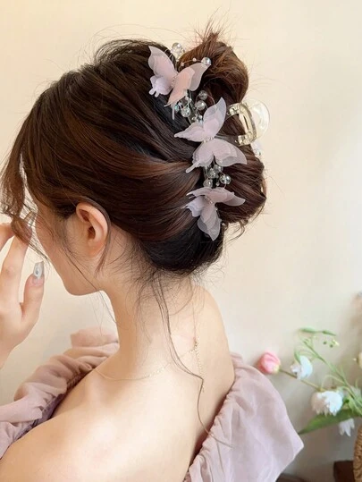 1pc Super Lovely Pearl & Rhinestone Decor Butterfly Hair Claw Clip, Large Size For Braided Hair, Pink Color, Suitable For Daily Casual And Party Use Valentine's Day Hair Clips Hair Jaw Clip Hair Clamps Hair Clutch Hair Catcher Clip Fall Winter Hair Accessories For Women For Vacation Outfits Woman