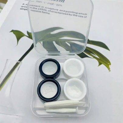 1入組攜帶式黑白極簡風格雙層隱形眼鏡盒，可作收納及護理之用，包含鑷子及塗抹工具