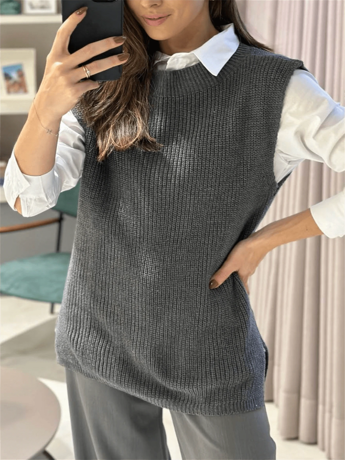 Women Sweater Vests - 深灰色 - 查看 1
