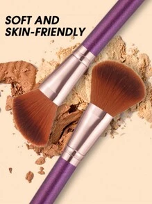 46件套专业化妆工具套装，包含25支化妆刷，例如粉底刷、散粉刷、腮红刷、高光刷、眼影刷、睫毛膏刷、眼线刷、轮廓刷，每支刷子都配有细节刷；3个化妆蛋；1个适用于液体化妆品的化妆海绵；1个化妆搅拌器；3个用于散粉定妆的三角海绵；1个适用于散粉的柔软三角粉扑；6个用于遮瑕的指套粉扑；6个迷你化妆海绵套装；1个迷你化妆搅拌器；1个化妆刷清洁碗，用于清洁化妆蛋和化妆刷；1个防水化妆包；1个旅行洗漱包，用于存放化妆品和化妆工具；以及1个睫毛夹。