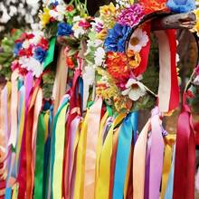 1 Rollo de elegante cinta de satén, cinta de seda de colores para manualidades DIY, hacer lazos, decoración de boda, envolver regalos y decoración de fiestas - Disponible en múltiples colores, 25 yardas / 100 yardas