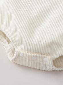 Cute Rainbow Embroidery Button Crawling Clothes Bodysuit, Best Gift For Baby Boy - Beige - View 4