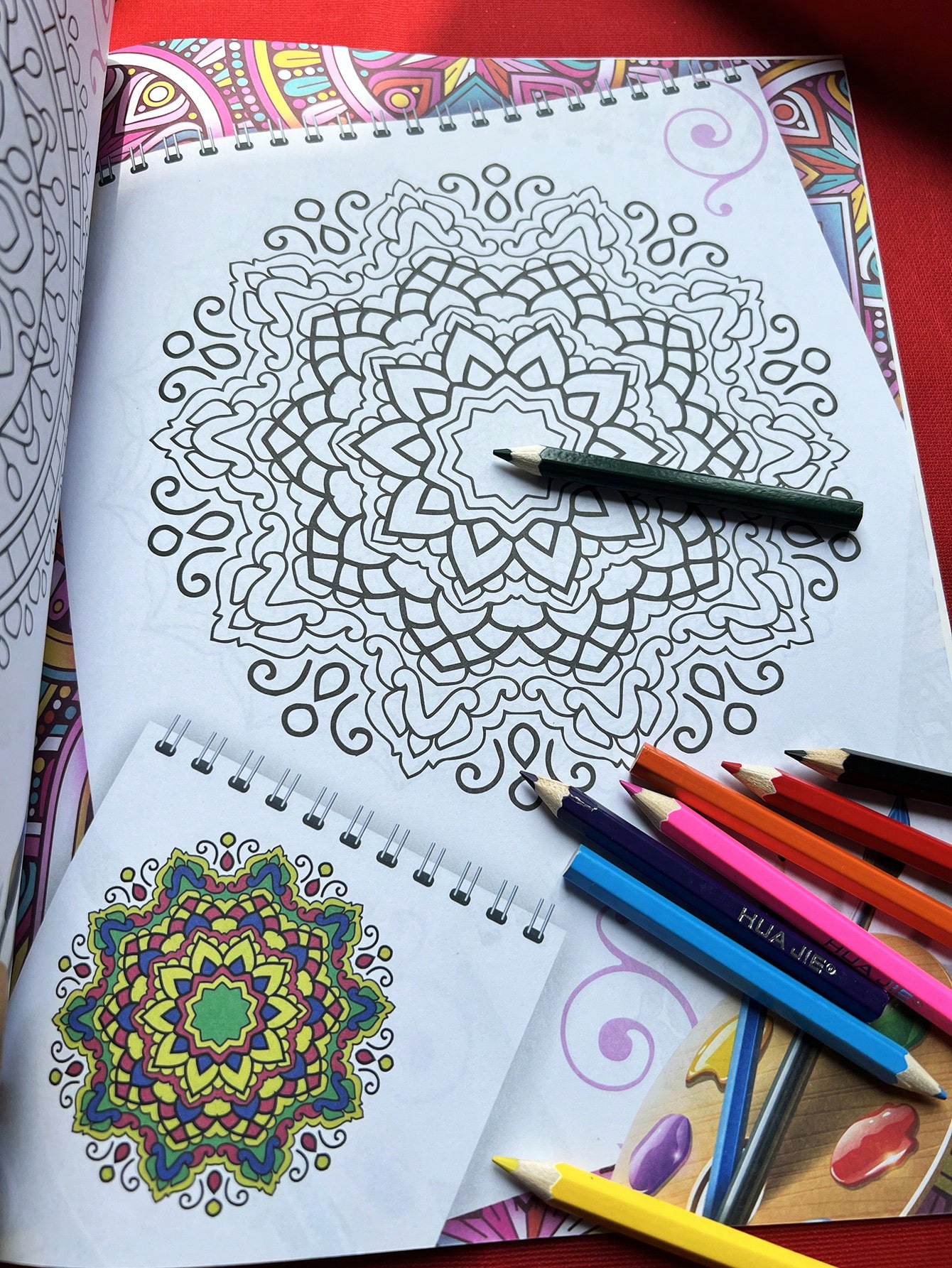 كتاب تلوين سهل مكوّن من 16 صفحة – للاسترخاء وتخفيف...