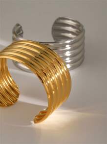 Uworld 1 Piece 306 Stainless Steel 18K Gold Plated Punk Funky Stripe Wide Face Open Bangles Women's Minimalist High Quality Hand Decoration Daily Wearing