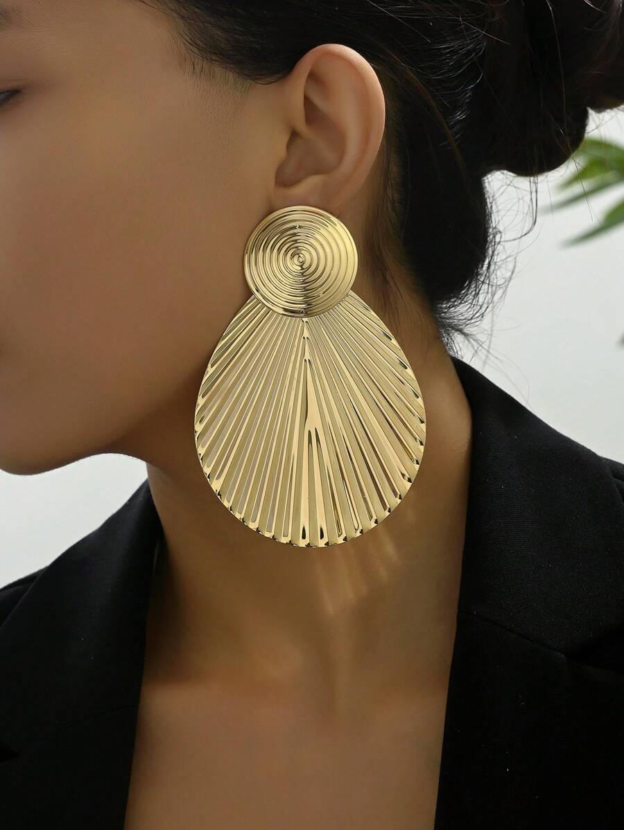 1pair Exaggerated European And American Style Large Leaf Earrings