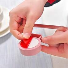 1pc Oval Shaped Plastic Towel Ring - Wall Mounted Towel Rack, Punch-Free Installation - Space Saving Bathroom Accessory, Convenient Towel Storage - Multicolor - View 6