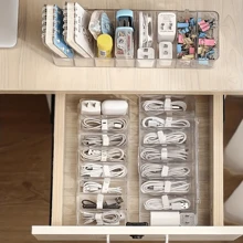 1 件装透明防尘桌面收纳盒，适用于电线和电缆集线器 - 家庭和办公室手机充电线的优质收纳盒 | 理想的卧室、客厅和宿舍配件 | 也可用作珠宝或 PS 抽屉收纳 | 休闲多格桌面抽屉收纳托盘 - 宿舍收纳神器