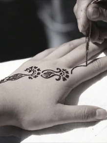 2pcs Dark Red Henna Tattoo Paste, HanNa Hand-Drawn Temporary Fruit Juice Paint, Body Color Tattoo Ink, Long-Lasting Plant-Based Tattoo Dye, Suitable For Party Decoration, Stage Decoration, Festival Performance, Festival Gifts, Birthday Gifts - Perfect Gift For Lovers And Friends