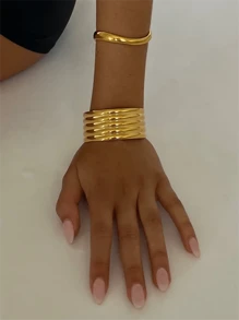 Uworld 1 Piece 306 Stainless Steel 18K Gold Plated Punk Funky Stripe Wide Face Open Bangles Women's Minimalist High Quality Hand Decoration Daily Wearing