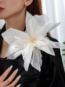 1pc Women's Fashion Versatile Gauze Pointed Petal Brooch, Suitable For Daily, Party And Occasion Wear
