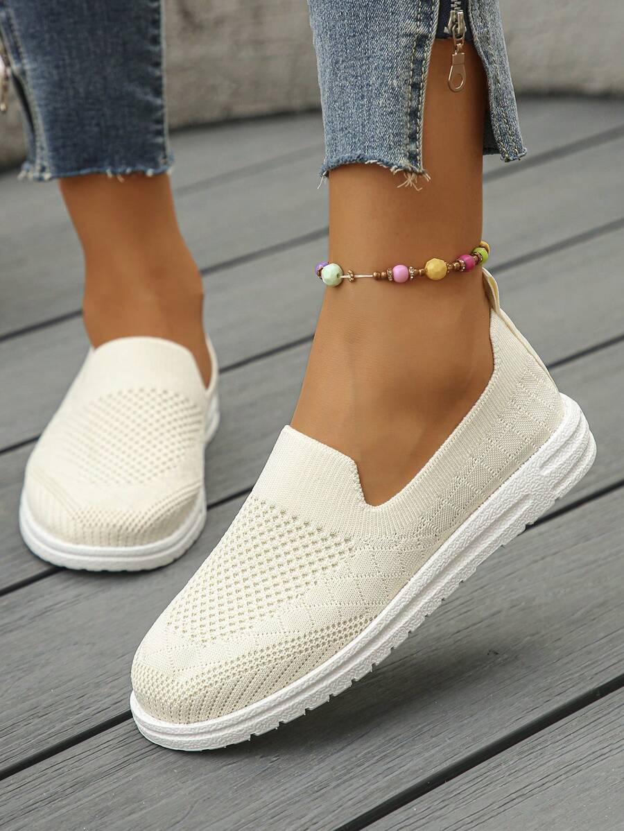 New Summer Style Breathable Knitted Flat Women's Sports Shoes, Suitable For Outdoor Running And Casual Wear, Easy Slip-On Design For Women - Beige - View 1