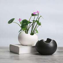 1pc Vintage Eggshell Ceramic Flower Pot Creative Home Gardening Succulent Small Planter, Suitable For Home Decoration And Personalized Ornament Gifts Birthday Graduation