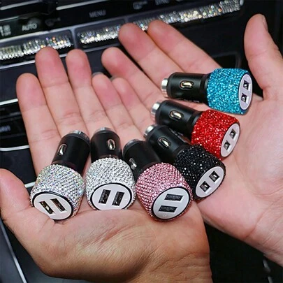 1个双USB车载充电器，手工闪亮水晶钻石汽车装饰，5V快充适配器，兼容安卓/智能手机