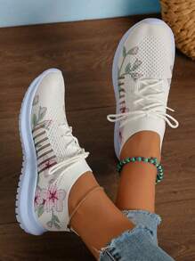 Spring/Autumn New Arrival Women's Flat Casual Sports Shoes Plus Size Lace-Up Breathable White Mesh Shoes With Knitting And Floral Print, Thick Non-Slip Sole And Wedge Heel For Running And Outdoor Activities - Beige - View 2