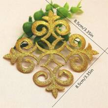 2 piezas Parche bordado calado en dorado con respaldo adhesivo para decoración de ropa - Dorado - Ver 2