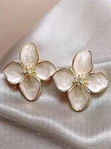 1對歐美經典時尚ins風格復古香港風紅色花卉耳環，降落花釉花瓣耳釘珠寶 - 蝴蝶型 - 查看 14