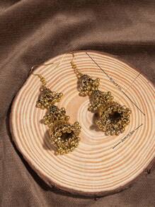 1對女性復古歐式合金材質3層鈴鐺流蘇耳環，日常佩戴