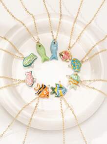 1 pièce Collier d'été délicat avec pendentif poisson mignon fait main pour femmes (la forme et la couleur peuvent varier)