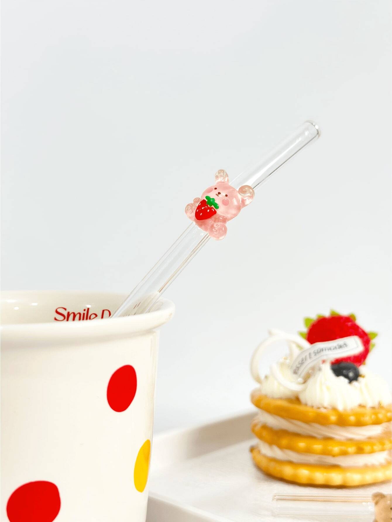 1pc Cartoon Bear Shaped Reusable Bent Glass Straw, Transparent Smoothie