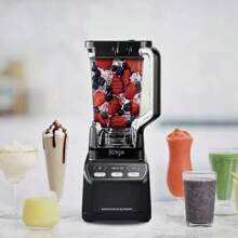 Licuadora SmoothieiQ Jarra 72 oz y Auto-iQ modelo CO750B
