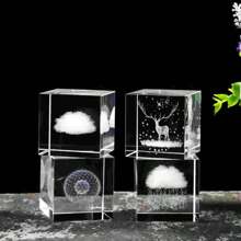 1入組四公分3D雕花圖案方形桌面陳列飾品，假日禮物 - 彩色 - 查看 1