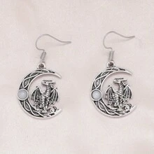 Adorables boucles d'oreilles vintage avec dragon et lune - bijoux polyvalents pour les occasions spéciales - idée de cadeau réconfortante pour les femmes, les mères, la famille et les amis - parfaits pour rehausser les tenues de Noël, Halloween, Nouvel An et la Saint-Valentin, mère, Fête des mères, cadeau