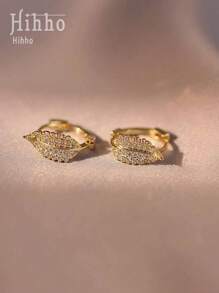 Hihho 1pair Delicate Micro-Inlaid Cubic Zirconia Leaf-Shaped Hoop Earrings, Suitable For Women's Daily Decoration