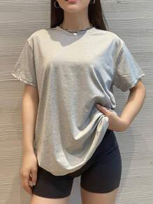 Camiseta básica suelta casual de color gris claro, de manga corta con caída de hombros pequeña - Gris Claro - Ver 2