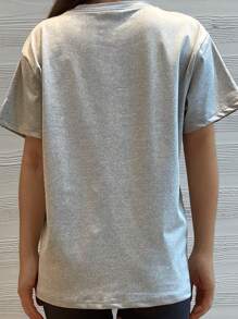 Camiseta básica suelta casual de color gris claro, de manga corta con caída de hombros pequeña - Gris Claro - Ver 5