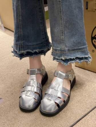 女士复古高跟凉鞋，软底夏季新款韩版编织带休闲软底罗马凉鞋，软底法式尖头罗马凉鞋，2024新款夏季复古编织猪圈平底沙滩鞋