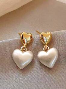 1 par de pendientes en forma de corazón sencillos para damas, pendientes colgantes de color dorado adecuados para uso diario, festivales y regalo del Día de San Valentín