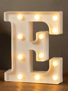 Decorative Letters With Bluelander LED Lights (AA Batteries Included) - E - 查看 1