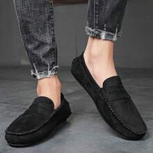 Nuevos mocasines para hombre, zapatos holgados y casuales de estilo coreano para otoño, zapatos cosidos a mano con diseño moderno