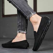 Nuevos mocasines para hombre, zapatos holgados y casuales de estilo coreano para otoño, zapatos cosidos a mano con diseño moderno