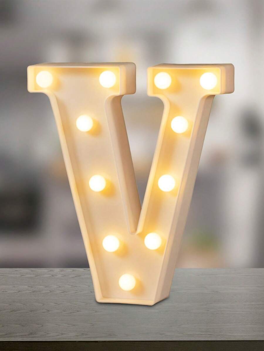Decorative Letters With Bluelander LED Lights (AA Batteries Included) - V - 查看 1