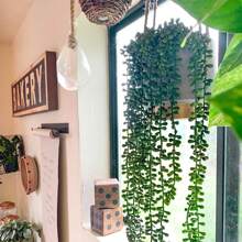 1 pieza/4 piezas Plantas suculentas artificiales colgantes, plantas verdes falsas tipo "collar de perlas" para decoración de pared, hogar, jardín y exterior (cada uno de 27 pulgadas de largo). Plantas suculentas colgantes artificiales tipo "collar de perlas" para decoración del hogar y el jardín (macetas no incluidas), regalos de cumpleaños y graduación