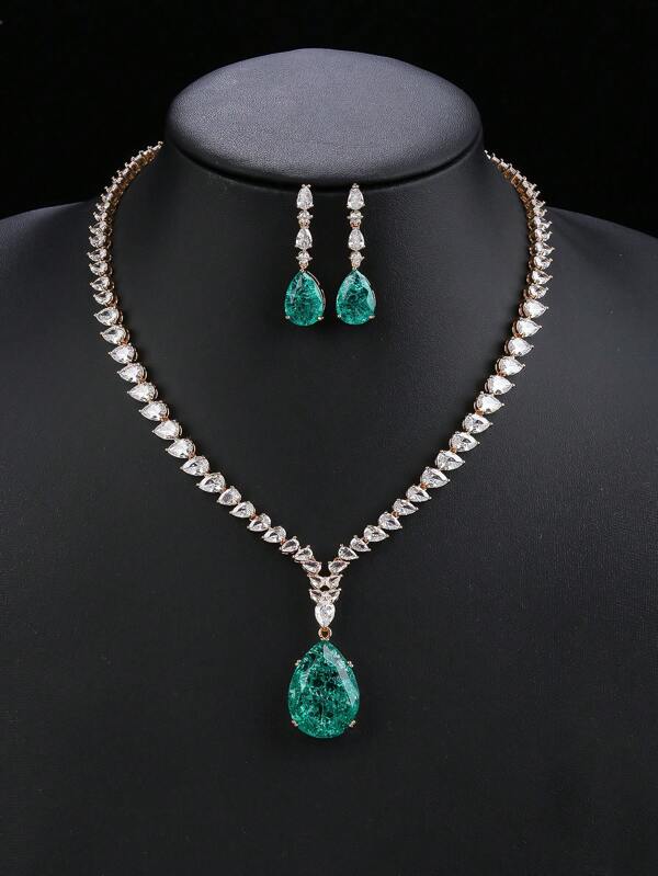 مجموعة مكونة من 3 قطع من المجوهرات الفاخرة بتأثير مكعب الزركونيا المتشقق بشكل قطرة الدمع، قلادة وأقراط مناسبة للزفاف والحفلات والفساتين العرائسية والمناسبات والهدايا عيد الميلاد