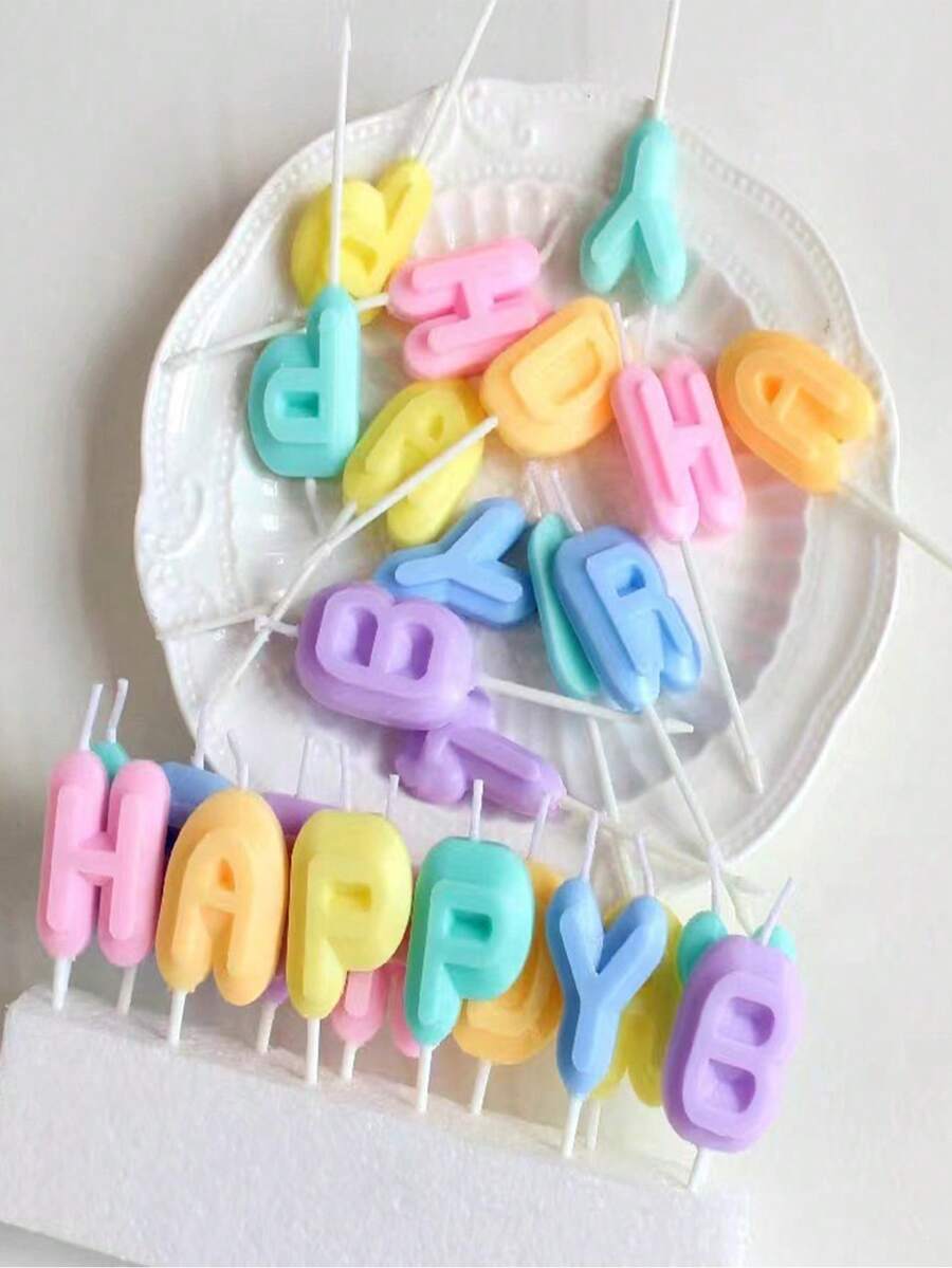13入組彩色生日字母蠟燭蛋糕裝飾，可愛馬卡龍色與「生日快樂」設計 - 彩色 - 查看 1