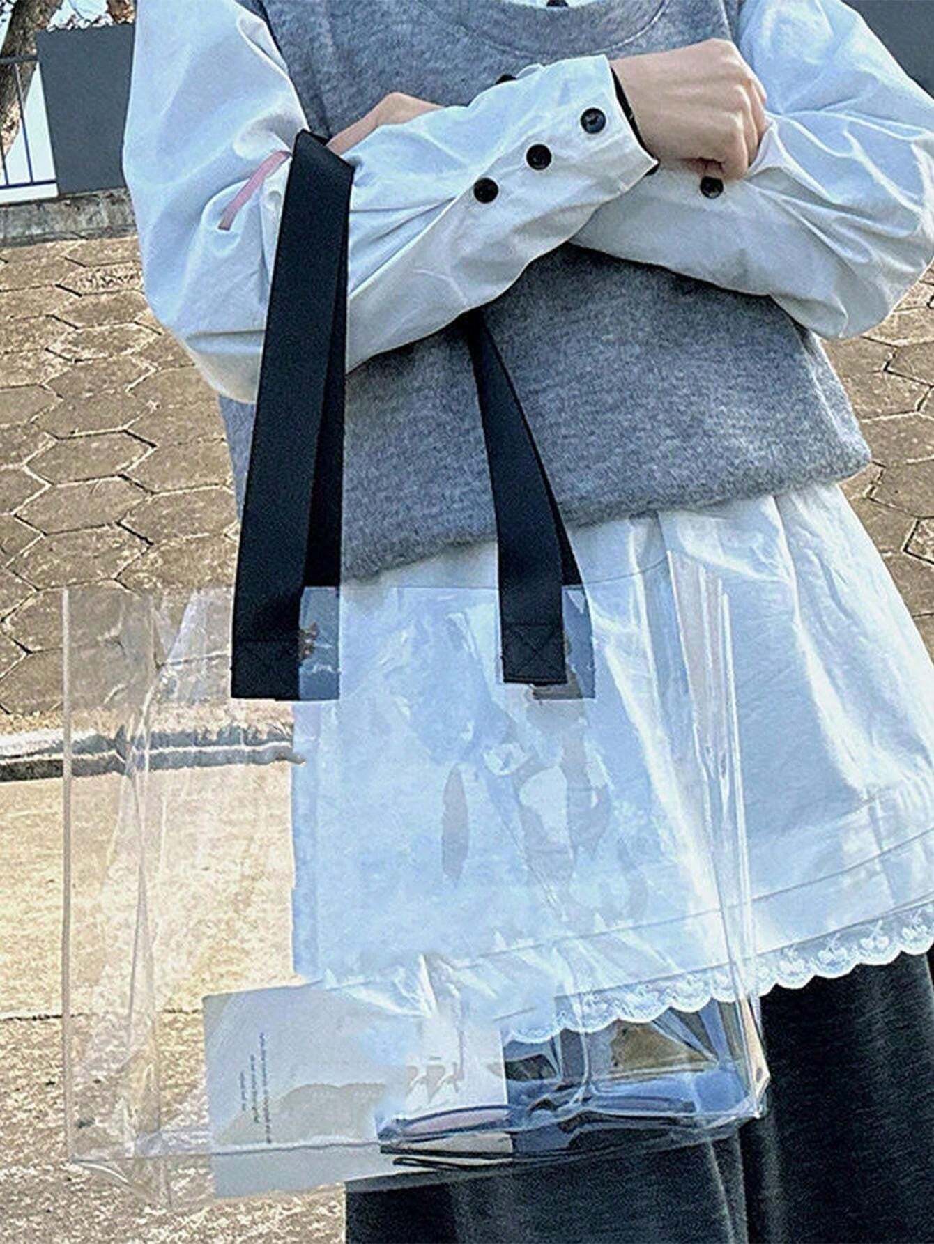 Borsa da spiaggia chic con accessori isolati su sfondo trasparente