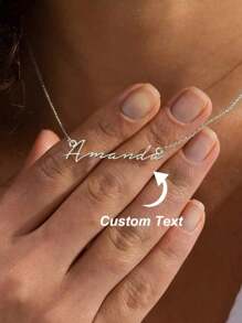 Colares personalizados com nome para mulheres, joias da moda, colar com pingente de aço inoxidável, presente ideal para melhor amiga, prata, ouro amarelo. Elegante, moderno, minimalista, simples, casual, clássico, para mães de família, vintage, personalizado, exclusivo, presente perfeito para namorada, mãe, família, amigas, filha, Dia dos Namorados, Dia das Mães, romântico e delicado, organizador de viagem, colar com nome vertical. - Banhado a platina - Ver 2