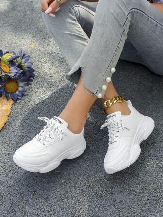 Women's New White British-Style Leather Sneakers With Round Toe, Low Vamp, Thick Sole; Fashionable, Breathable, Slip-Resistant Chunky Sneakers, Student Shoes, White Sneakers