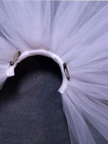 1 par de chalinas de boda cortas y esponjosas para novias, perfectas para fiestas, bodas, banquetes, y vestirse elegante - Beis - Ver 5